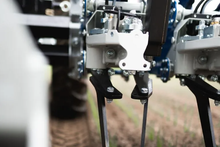 Technique de binage pilotée par IA – alternative au glyphosate pour le binage sur le rang