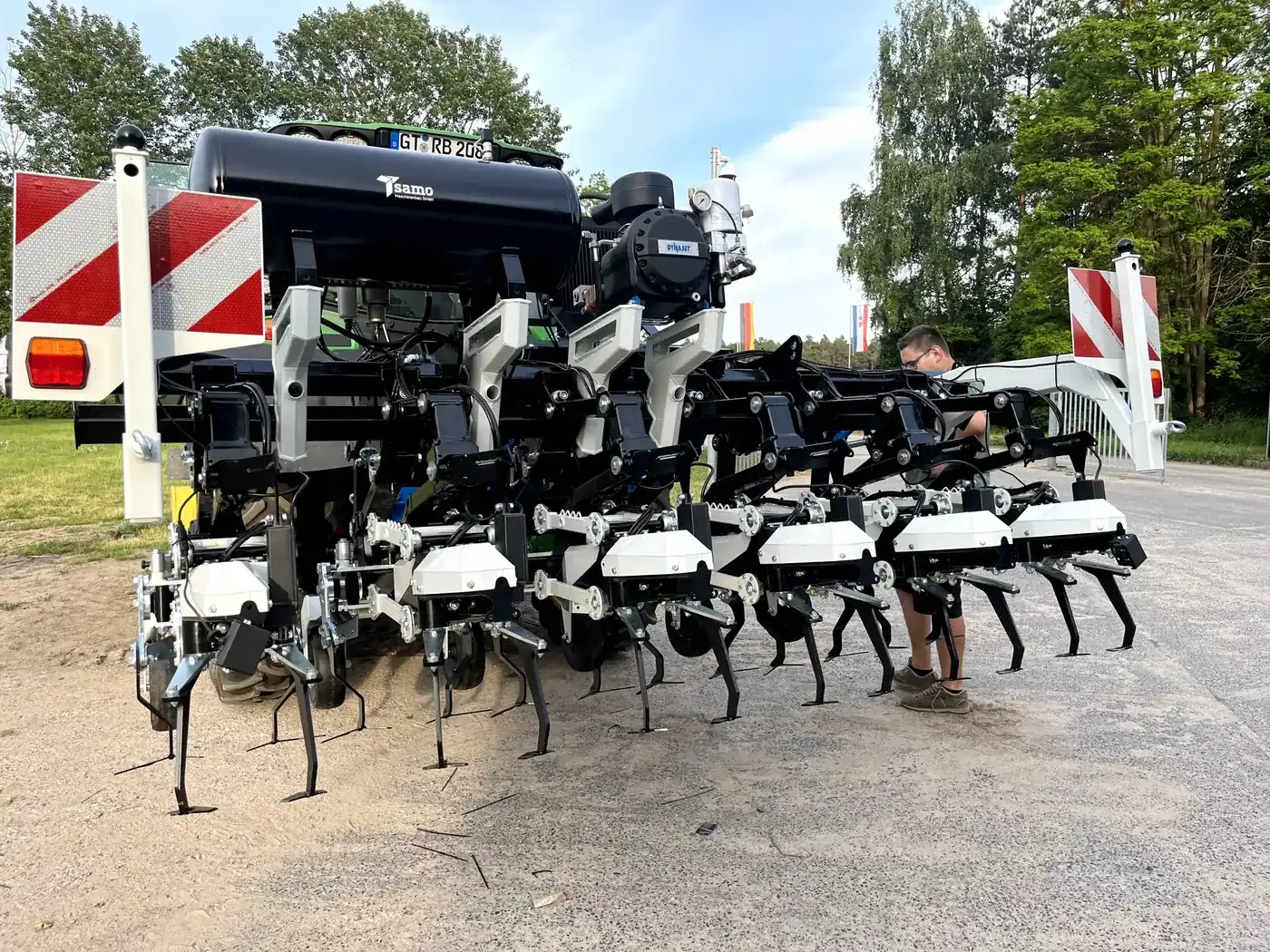 SAMO VarioCHOP schoffelmachine in het veld